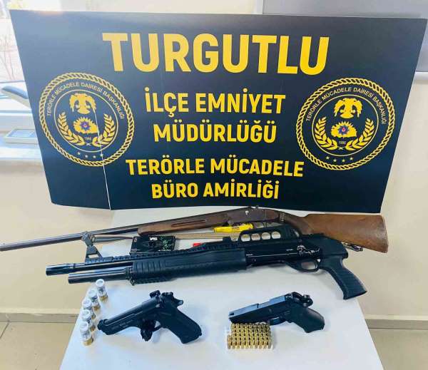 Turgutlu'da, terör operasyonu 8 gözaltı