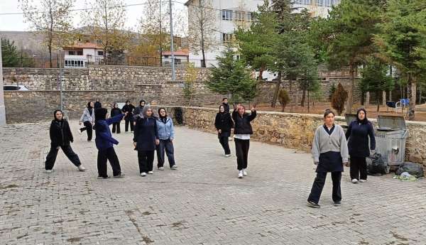 ERÜ'den Yahyalı'da 'Spor yap zinde kal' etkinliği