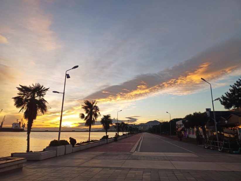 Samsun'da gün doğarken