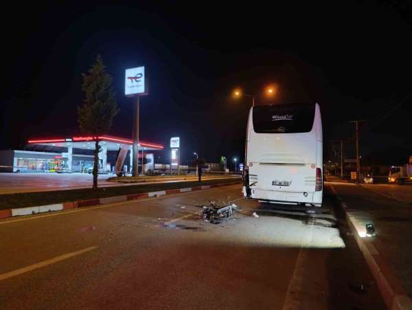 Çan'da otobüs ile motosikletin karışığı kazada ağır yaralanan çocuk hayatını kaybetti