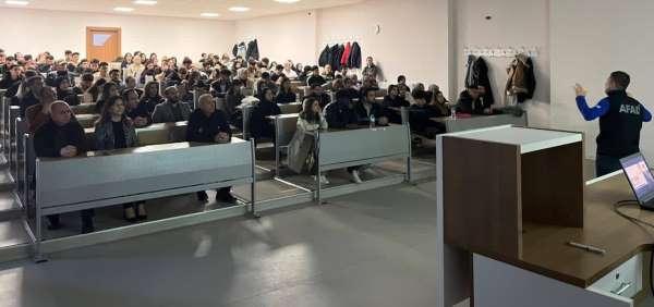 Üniversitede afet bilinci ve arama kurtarma sempozyumu düzenlendi