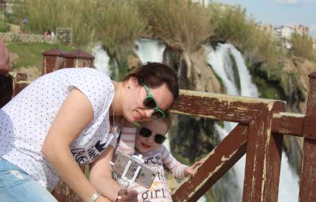Düden Kıyı Şelalesi'ne turist yoğunluğu 