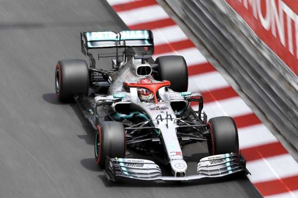 Mercedes-AMG Petronas 6. zaferi Hamilton'la elde etti 