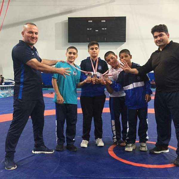 Yunusemreli güreşçiler milli takım kampına davet edildi