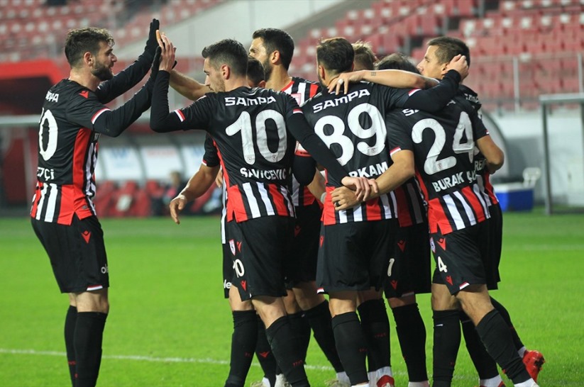 Süper Lig'i hedefleyen Samsunspor'un transferleri de 'süper' oldu