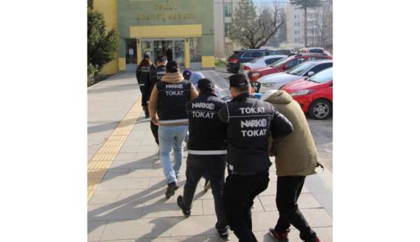Tokat'ta torbacı operasyonu: 3 tutuklama 