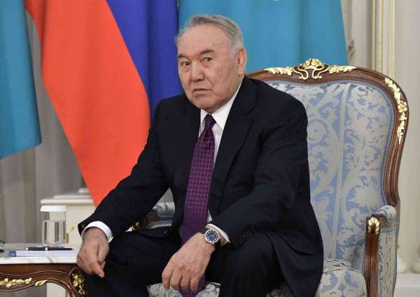 Kazakistan Senatosu, Nazarbayev'in 'ömür boyu başkanlık' yetkilerini kaldırdı