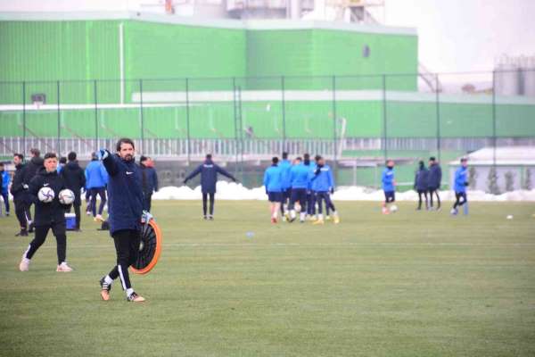 Tuzlaspor 5 ay boyunca Kocaeli'de maçlara hazırlanacak