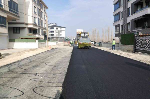 Kütahya Sporkent'e 5 bin ton asfalt