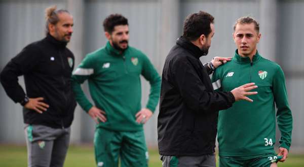 Bursaspor, Arnavutköy maçı hazırlıklarını tamamladı