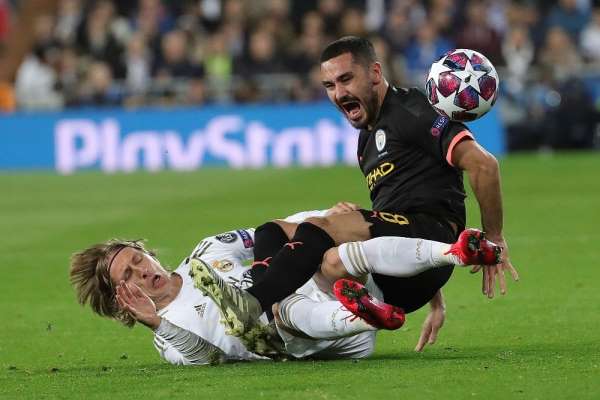 Manchester City, Real Madrid'i evinde yıktı 