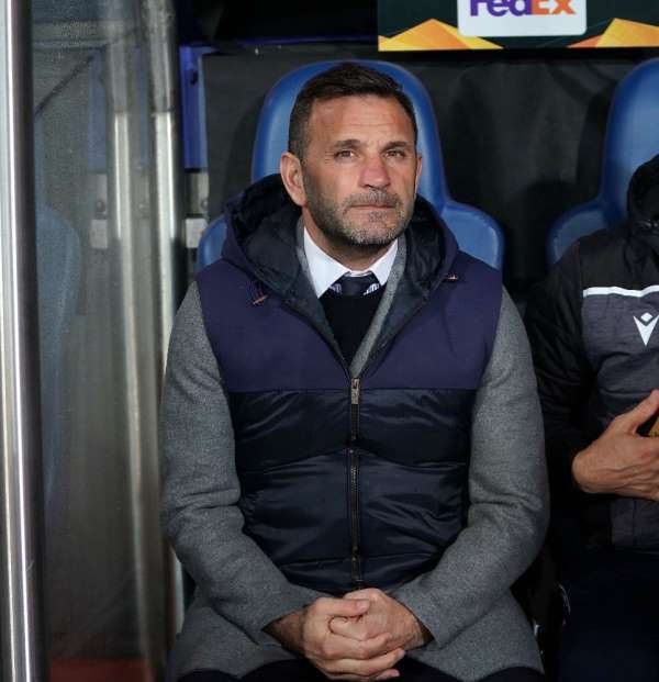 Okan Buruk'tan 4 değişiklik