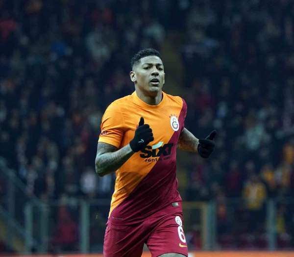 Patrick van Aanholt, Süper Lig'deki ilk gollerini kaydetti