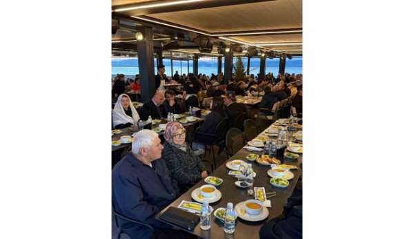 Çanakkale'de şehit aileleri ve gaziler iftarda bir araya geldi