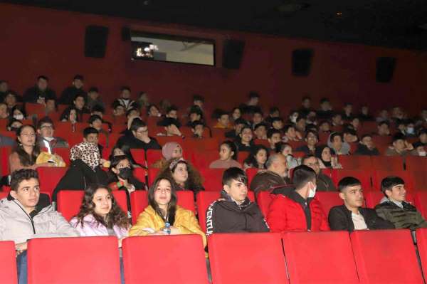 Şehitkamil'deki öğrenciler, sinema günlerinde buluştu