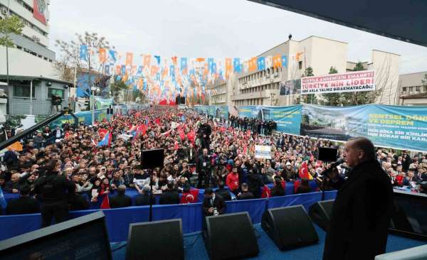 Cumhurbaşkanı Recep Tayyip Erdoğan: 'Ekonomide güçlü bir kadro kurduk. Yılın ikinci yarısından itibaren uygula