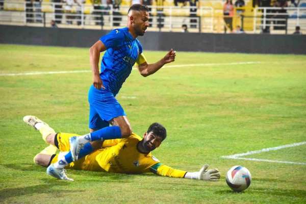 38 yaşındaki Yasin Öztekin, 2 Lig'de gol krallığına koşuyor