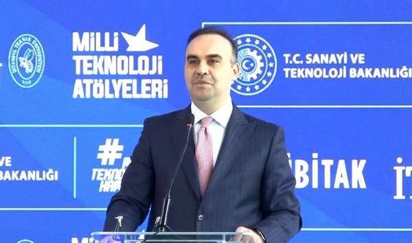 Bakan Kacır: 'Türkiye, araştırma, geliştirme, inovasyon yolculuğunu, üniversite-sanayi işbirliğini merkeze ala