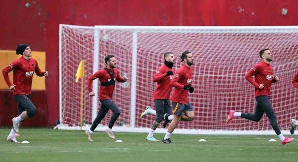 Galatasaray, Beşiktaş maçı hazırlıklarını sürdürdü - İstanbul haber