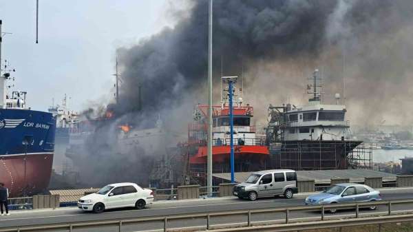 Ordu'da limanda tekne yangını: Söndürme çalışmaları sürüyor