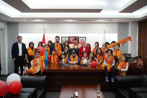 Başkan Okandan'dan miniklere Kayserispor sürprizi