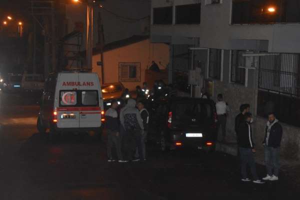 İzmir'de aranması bulunan şahsa yönelik operasyonda 1 kişi intihar etti 