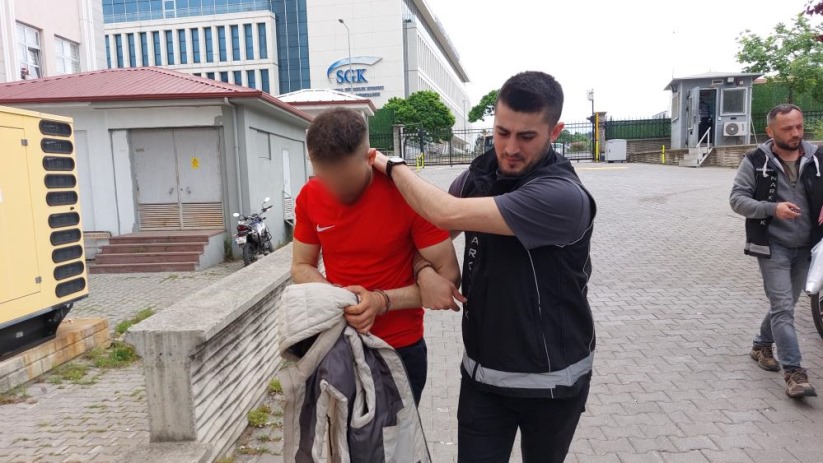 Samsun'da uyuşturucu tacirlerine şafak operasyonu: 21 gözaltı