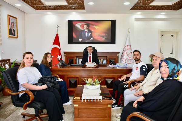 Türkiye Taekwondo Şampiyonası'nda altın madalya kazandı