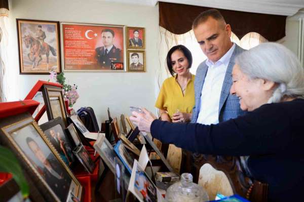 Vali Akbıyık şehit Binbaşı Kıvanç Cesur'un ailesini ziyaret etti