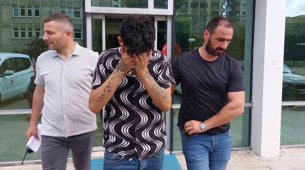 Samsun'da kafe önünde 2'si kadın 3 kişiyi yakalayan genç tutuklandı