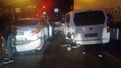 Çorum'da 5 araçlı zincirleme trafik kazası