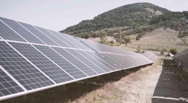 Gürsu'nun güneş tarlaları 12 milyon gelir sağladı