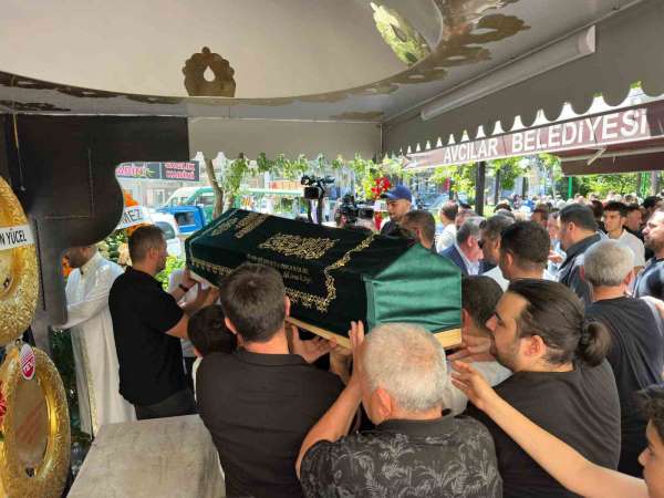 Serdar Topraktepe'nin ağabeyi Ayhan Topraktepe son yolculuğuna uğurlandı