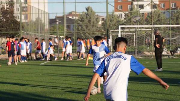 Elazığ'da yaz spor kurslarına yoğun ilgi