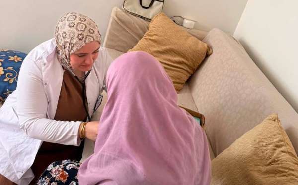 Erzurum'da sağlık ordusu sahada: 'Can Ebeleri' görev başında