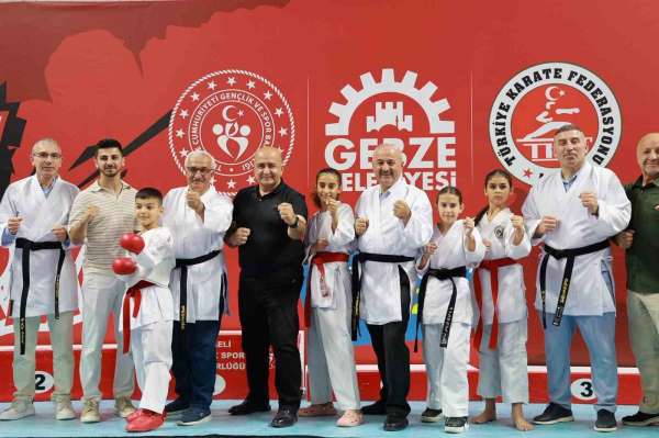 Farklı ülkelerden sporcular Uluslararası Gebze Grand Prix'de buluştu