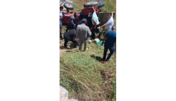Tokat'ta otomobille çarpışan traktör şarampole devrildi: 1 ölü