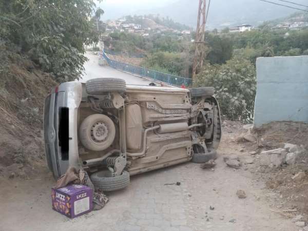Hatay'da trafik kazası: 2 yaralı
