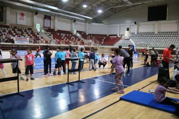 Yalova'da yetenek taraması ile geleceğin sporcuları keşfediliyor