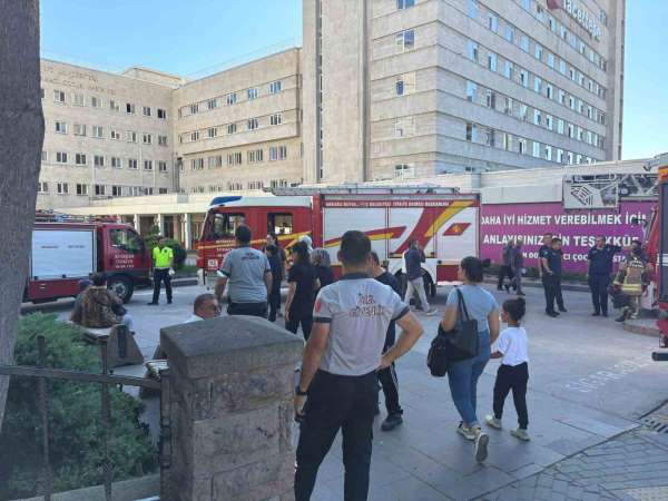 Hacettepe Üniversitesi Hastanesi'nde yangın paniği