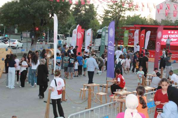 Türkiye Geleneksel Spor Dalları Federasyonu'nun 'Geleneksel Oyun Tırı' Siirt'te