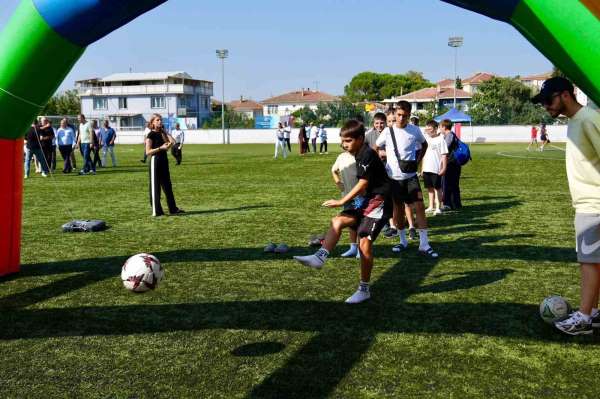 Balıkesir'de Gençlik ve Spor festivali coşkuyla gerçekleşti
