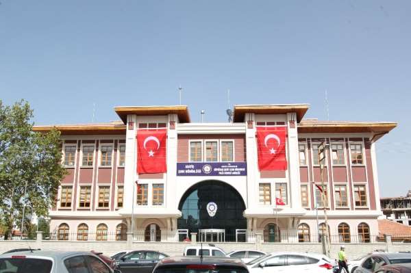 Şehit Güdendede'nin ismi Konya'da polis merkezine verildi 
