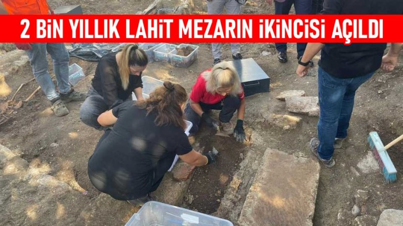 2 bin yıllık lahit mezarın ikincisi açıldı