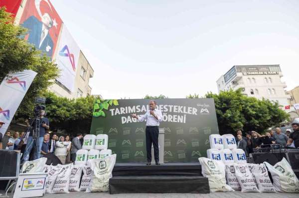 Mersin'de üreticiye güneş paneli, tohum ve gübre desteği