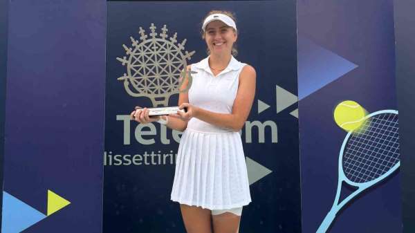 Berfu Cengiz, Türk Telekom Ankara Open'da şampiyonluğa ulaştı