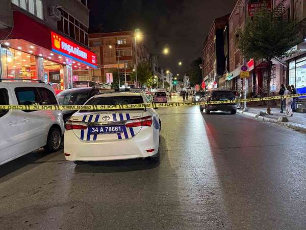 Esenler'de polisin üzerine yürüyen eli bıçaklı şahıs etkisiz hale getirildi