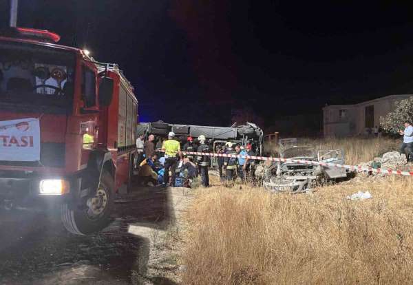 Gaziantep'te feci kaza: 5 ölü, 13 yaralı