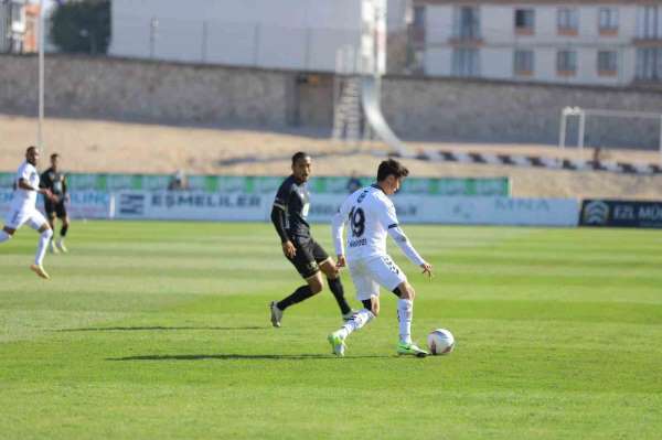 Trendyol 1. Lig: Bandırmaspor: 3 - Sakaryaspor: 2