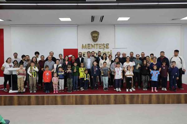 Menteşe Belediyesi'nden Cumhuriyet Bayramı'na özel satranç turnuvası